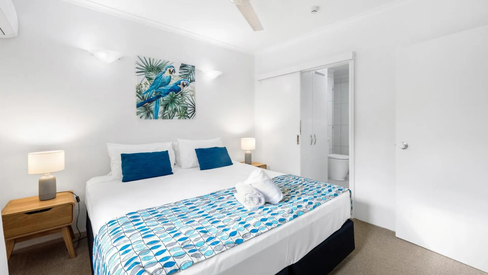 Marlin Waters Beachfront Apartments Palm Cove