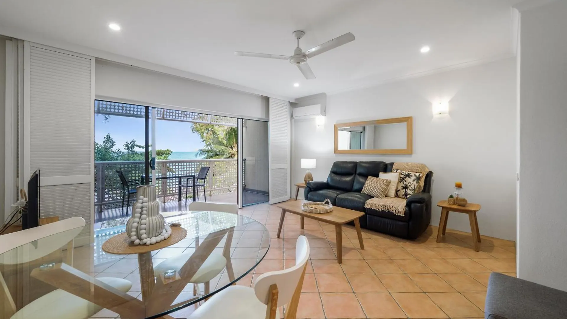 Marlin Waters Beachfront Apartments Palm Cove Australien