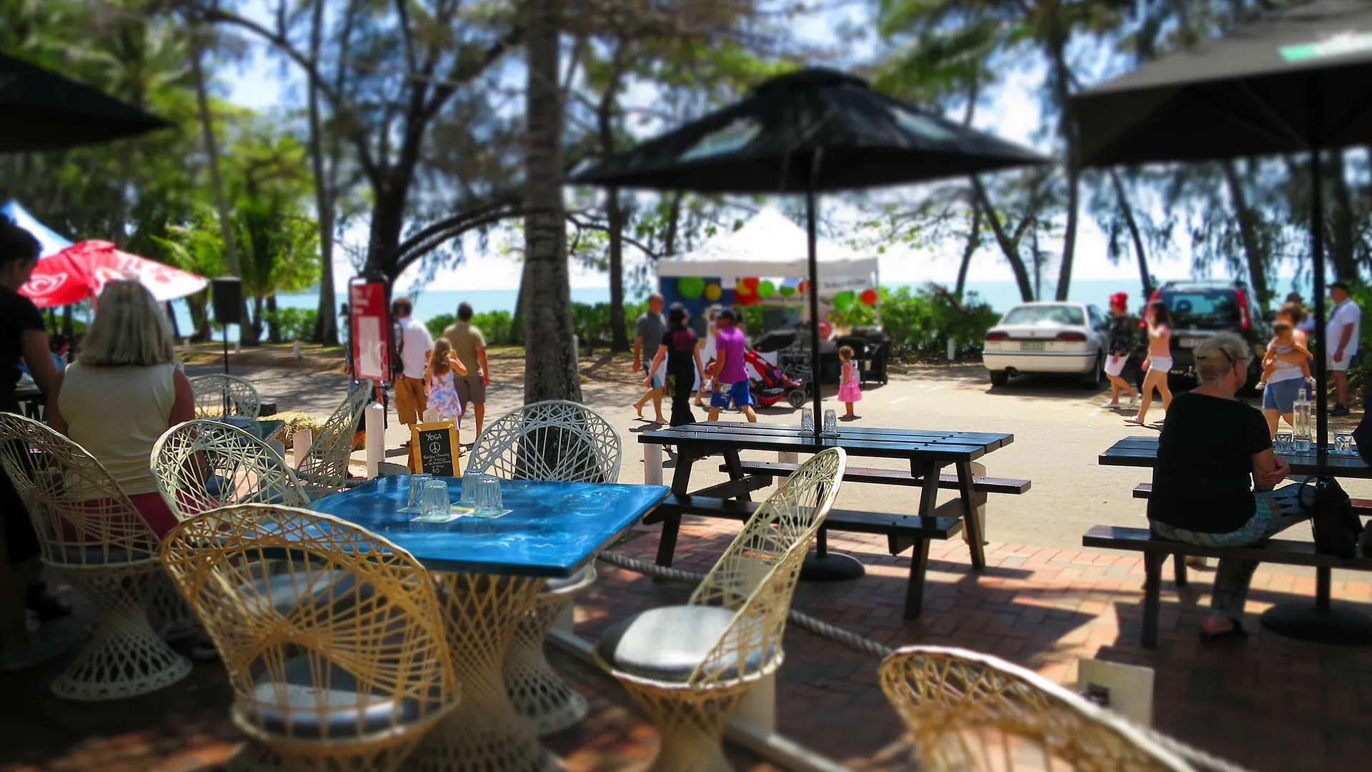 Lägenhetshotell Marlin Waters Beachfront Apartments Palm Cove