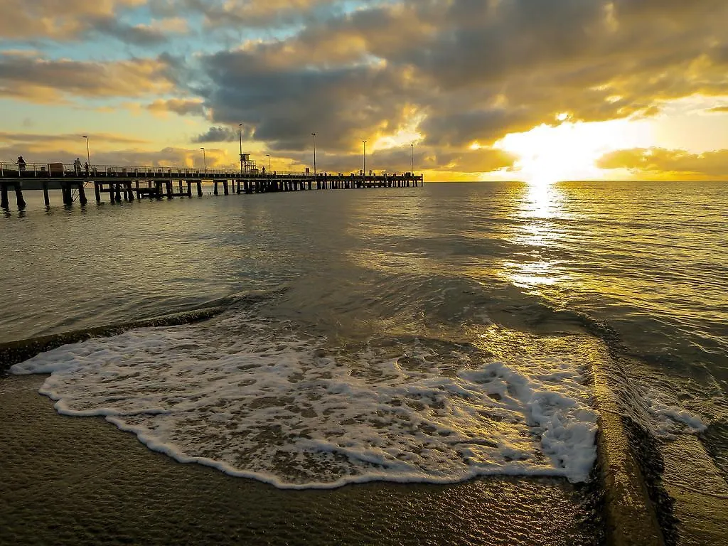 Marlin Waters Beachfront Apartments Palm Cove Australia
