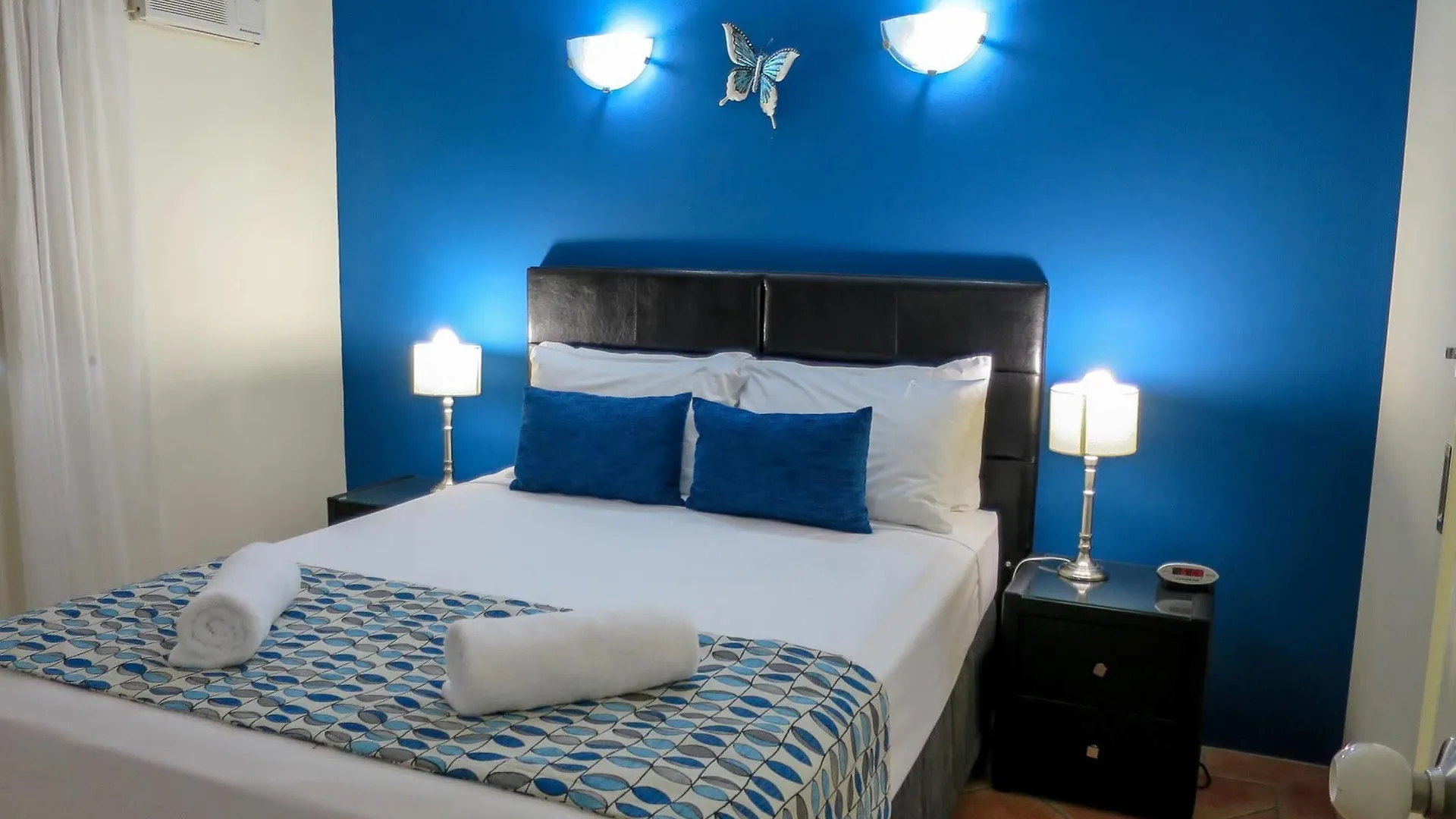 Marlin Waters Beachfront Apartments Palm Cove 4*,  Australia